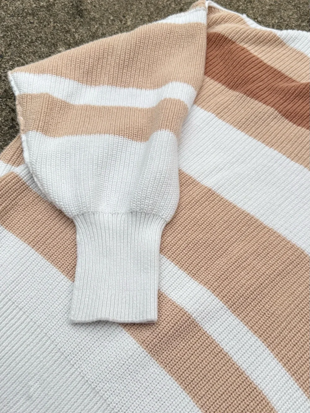 Aerie Striped Quarter-Zip Oversized Sweater in Cream & Tan size XL - Picture 4 of 12